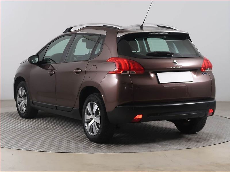Peugeot 2008 (2015) 1.6 VTi, Tempomat - fotka 4 z 15