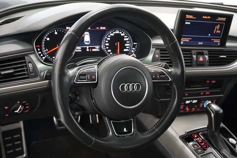 Audi A6  3.0 TDI QUATTRO AUT - fotka 15 z 45