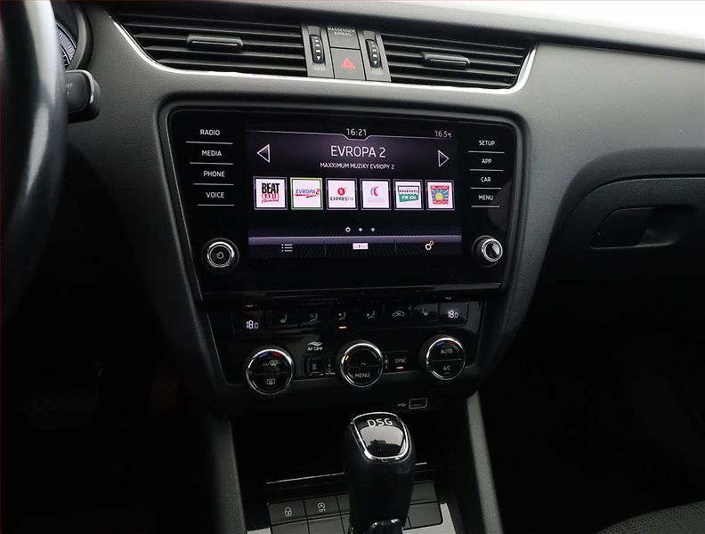 Škoda Octavia (2018) Style 2.0 TDI, Automat - fotka 10 z 18