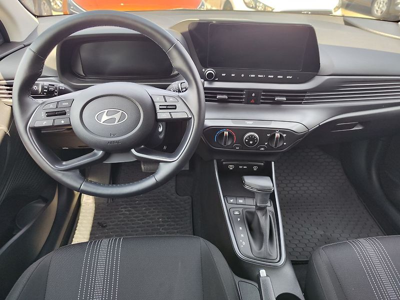 Hyundai i20 1.0 T-GDi/74kW GO! WINTER DCT - fotka 13 z 31