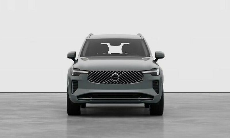Volvo XC90 PLUS BRIGHT B5 AWD 184kW 4x4 - fotka 10 z 11