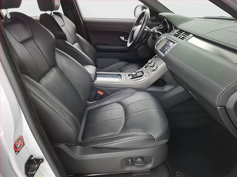 Land Rover Range Rover Evoque (2018) TD4, 4X4, Automat, Kůže, Navi - fotka 9 z 18