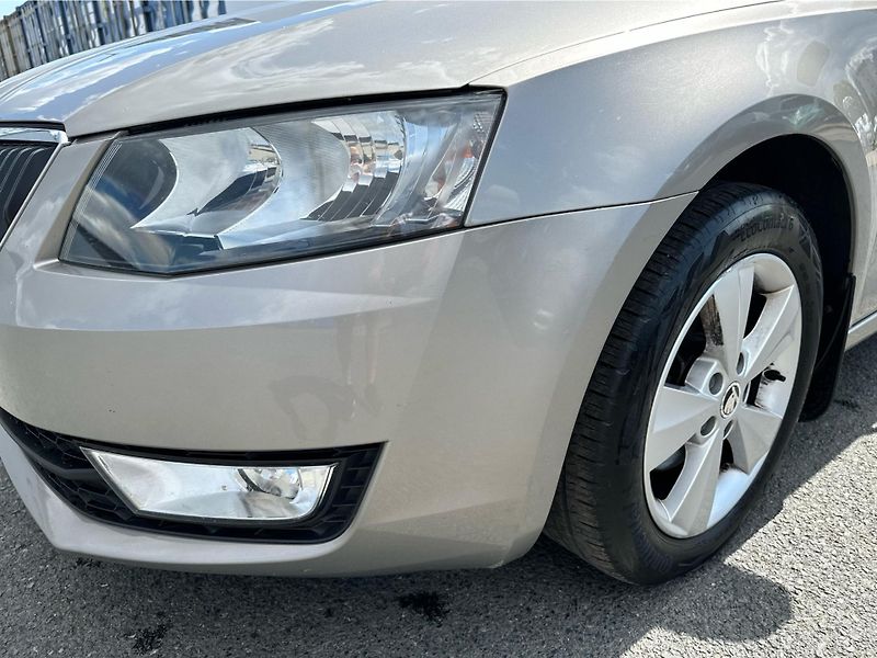 Škoda Octavia 1.4TSI G-TEC STYLE - fotka 15 z 22