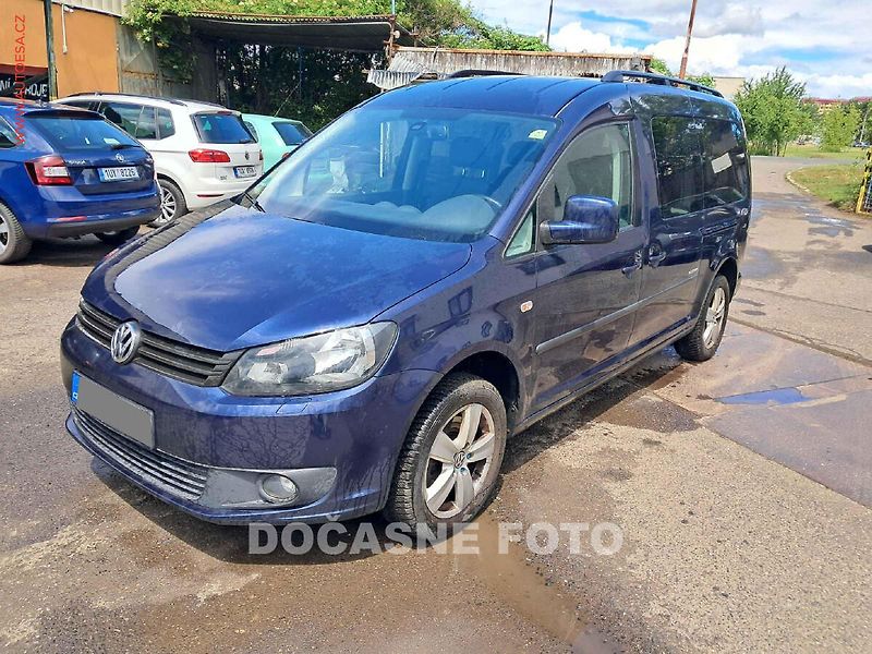 Volkswagen Caddy (2014) 1.6TDi MAXi 7míst, Soccer - fotka 2 z 8