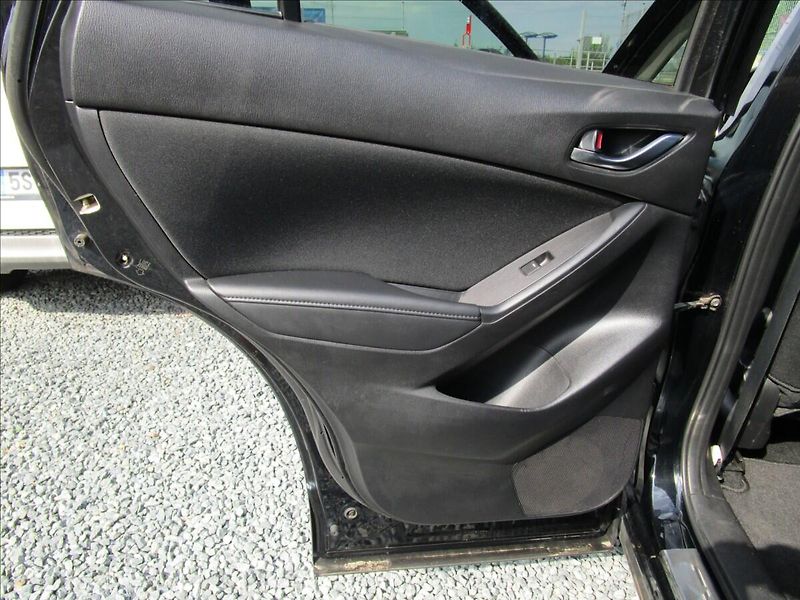 Mazda CX-5 2.2 Skyactiv-D, aut. klima - fotka 29 z 38