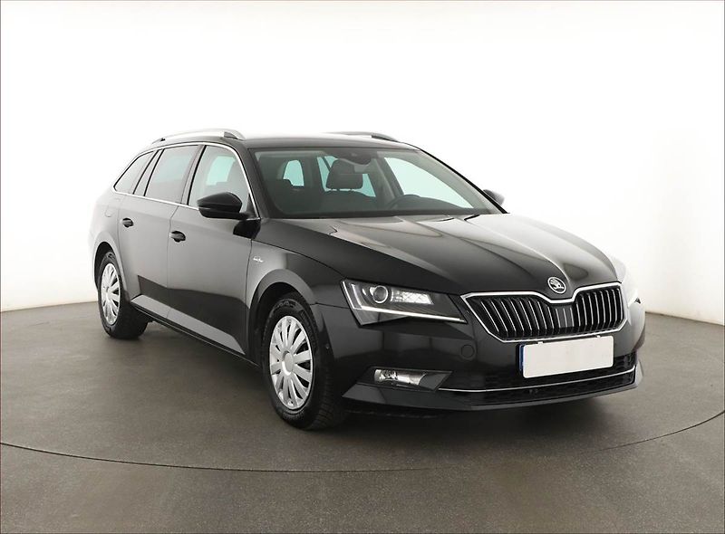Škoda Superb (2019) Laurin&Klement 2.0 TDI - fotografie inzerátu