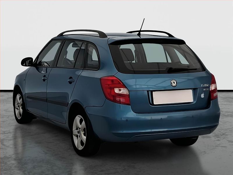 Škoda Fabia (2012) Elegance 1.2 TSI, Serv.kniha - fotka 4 z 17
