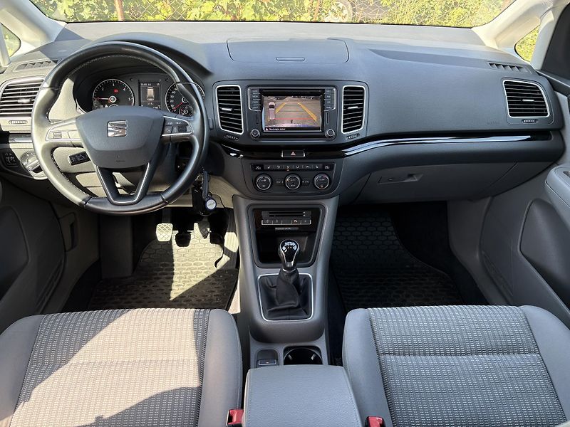Seat Alhambra (2018) 2.0 TDi  110 kW  - fotka 9 z 27