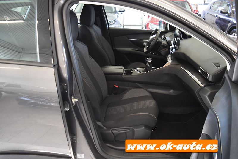 Peugeot 3008 1.5 HDI ACTIVE PACK 96 kW 2022 - fotka 15 z 61