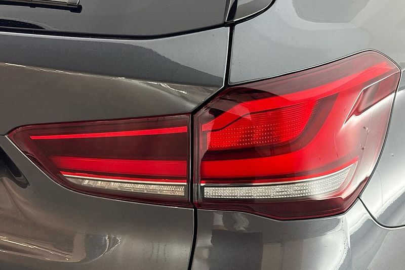 BMW X1 xDrive20i - fotka 5 z 23