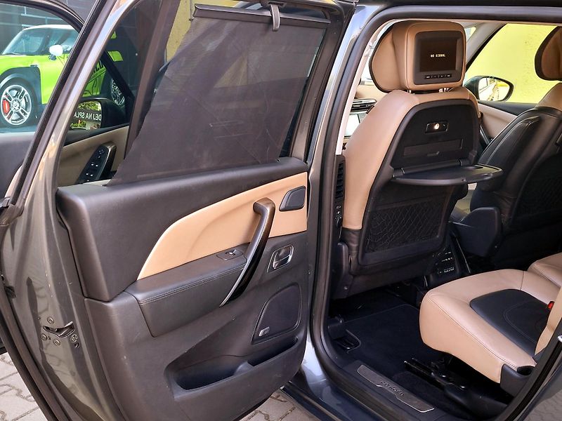 Citroën Grand C4 Picasso 2,0eHDi EXCLUSIVE, 7míst       - fotka 18 z 40