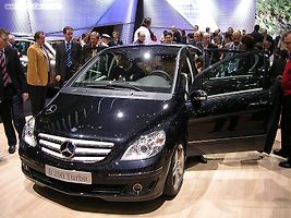 MB třídy B vzbudil v Ženevě velký zájem novinářské veřejnosti. Atraktivní je nejen na pohled.