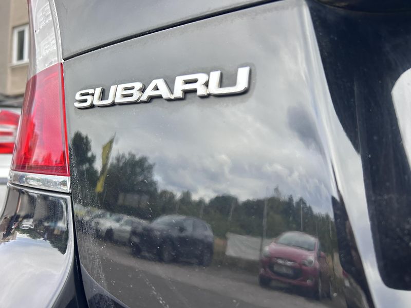Subaru Legacy 2.0 D Active AWD - fotka 24 z 38