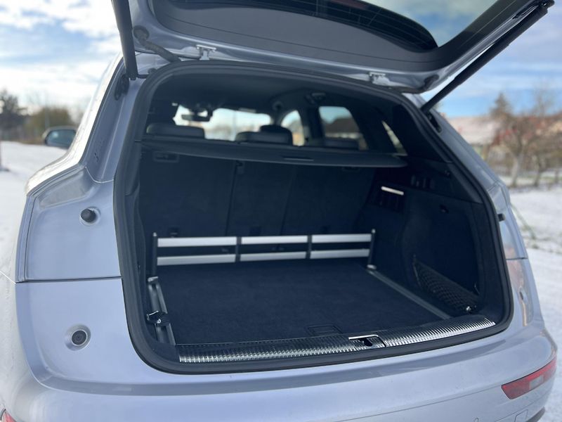 Audi Q5 (2018) 50 TDI quattro 210 kW, automat - fotka 7 z 17