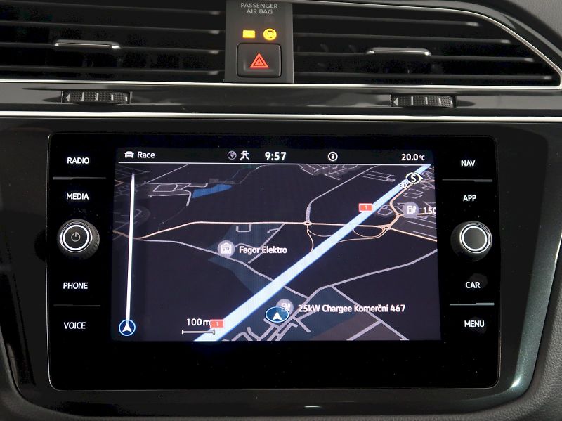 Volkswagen Tiguan (2023) R 2.0TSI 235kW DSG 4x4 - fotka 25 z 38