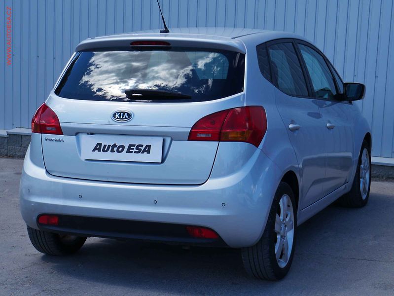 Kia Venga (2011) 1.6 CVVT, AT, tempo, park - fotka 4 z 18