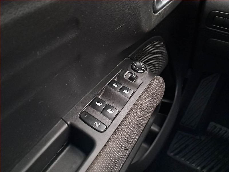 Citroën C3 Aircross (2019) 1.2 PureTech, ČR,1.maj - fotka 14 z 18