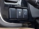 Mitsubishi Outlander (2015) 2.2 DI-D, 4X4, 7 míst, ČR - náhled 19