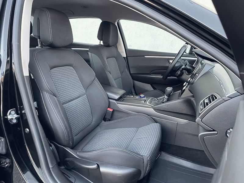 Renault Talisman (2017) ZEN 1,6dCi 160k EDC - fotka 8 z 22