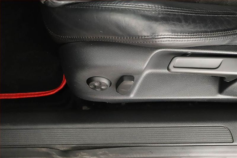 Volkswagen Passat (2005) 2.0 FSI, Automat, nová STK - fotka 13 z 15
