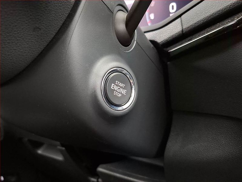Škoda Karoq (2023) 1.5 TSI - fotka 17 z 17