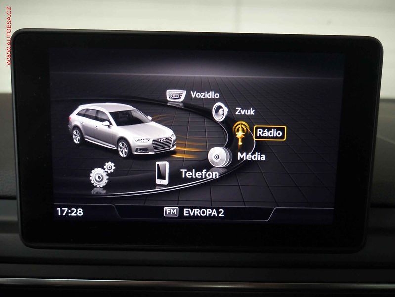 Audi A4 (2018) 2.0 TDi, ČR, AT, park.asist - fotka 15 z 23