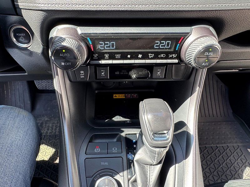 Toyota RAV4 (2024) 2.5 Hybrid 4x4 GR,JBL - fotka 22 z 30