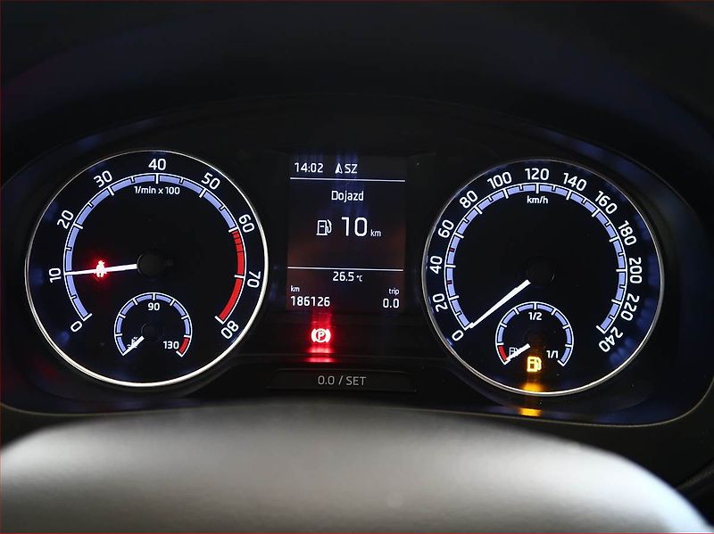 Škoda Rapid (2017) Style 1.0 TSI, Serv.kniha - fotka 11 z 16