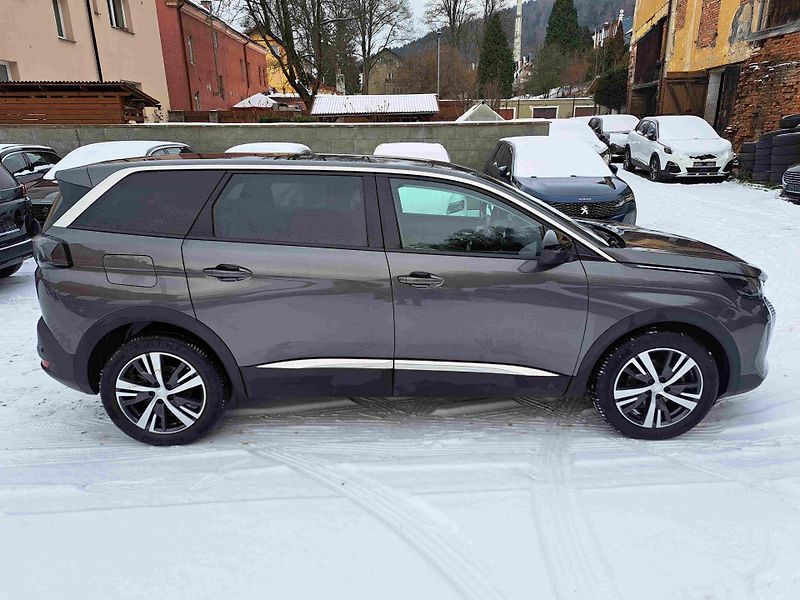Peugeot 5008 (2022) 1,2 PT ALLURE LED ALU PDC NAVI - fotka 3 z 24