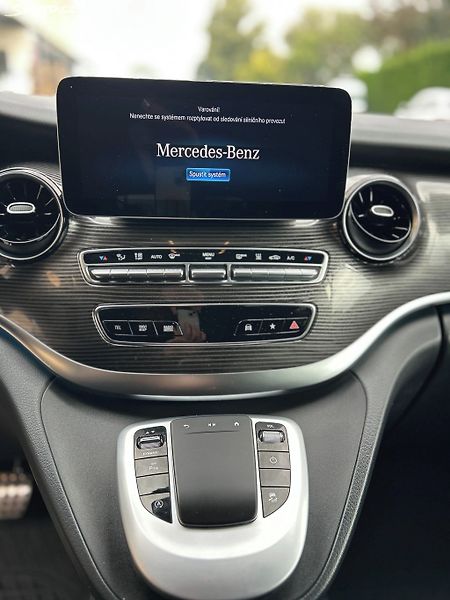 Mercedes-Benz Třídy V 4matic 1.maj ČR odpočet DPH - fotka 21 z 36