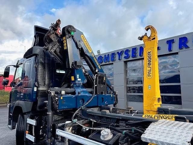 Volvo FM 430 6x2 nosič kontejner ruka - fotka 8 z 30