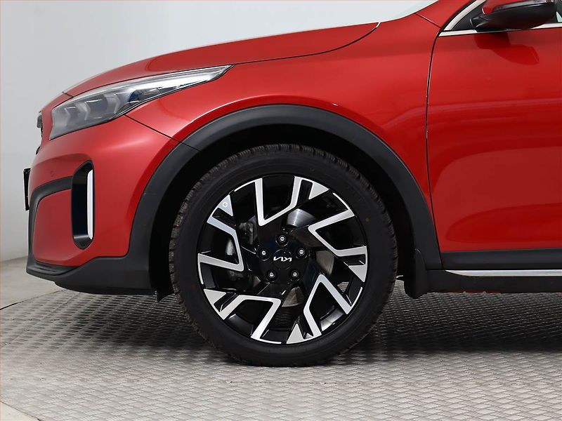 Kia XCeed (2025) 1.5 T-GDI - fotka 13 z 19