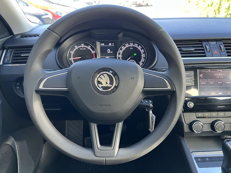 Škoda Octavia 1.4TSi 110kw DSG KLIMA TAŽNÉ - fotka 13 z 38