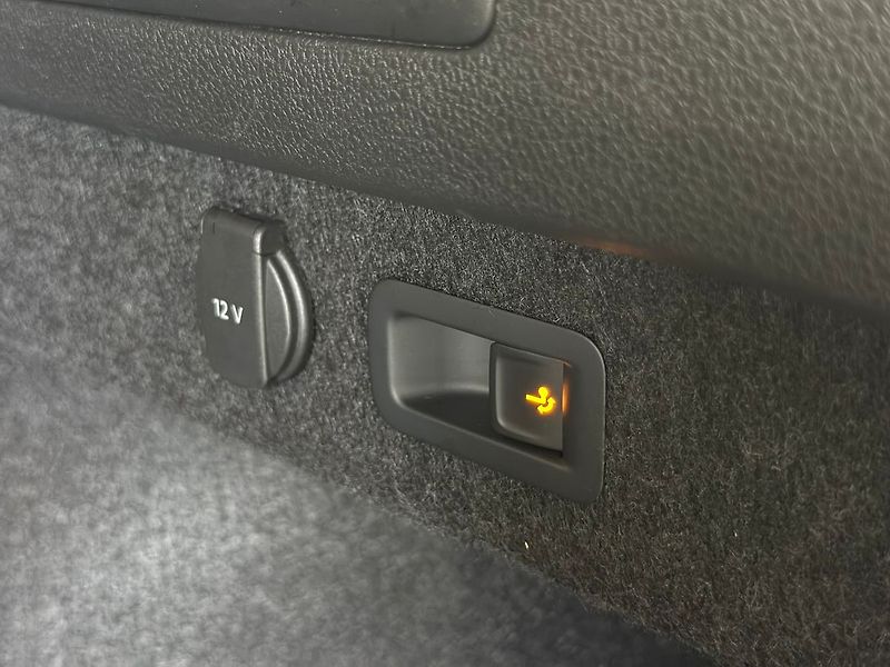 Volkswagen Passat 2.0TDI 110kW DSG IQ 360 Tažné - fotka 37 z 39