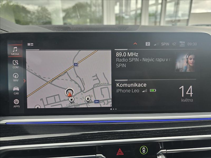BMW X7 4,4 i 7MÍST TOP KOMPLET VÝBAVA - fotka 22 z 37