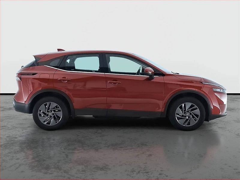 Nissan Qashqai (2021) 1.3 DIG-T - fotka 6 z 18
