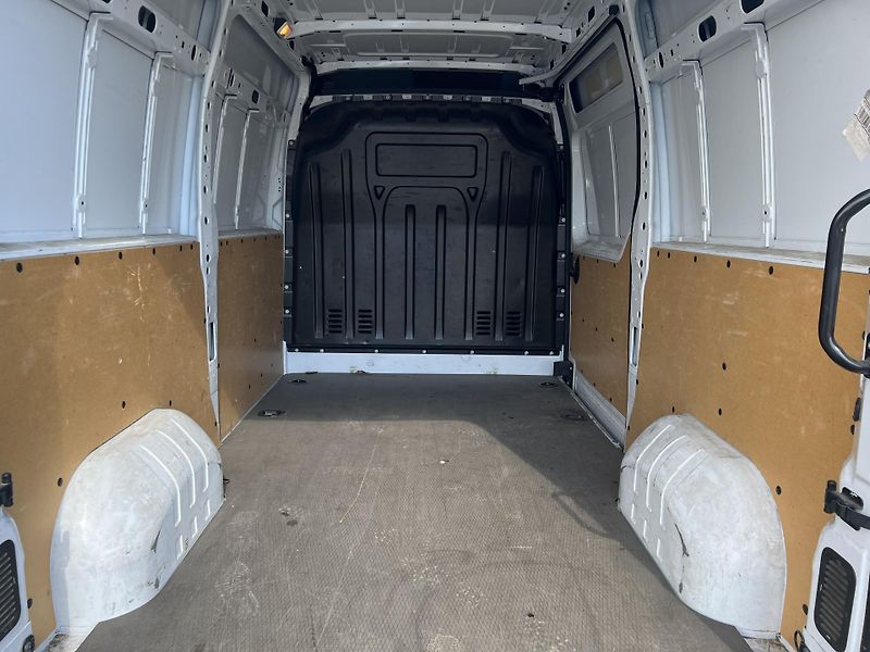 Opel Movano (2021) 2.3CDTi 100kW L2H2,AC - fotka 20 z 27