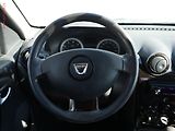 Dacia Duster (2011) 1.6i, 1.maj, AC, tažné - náhled 13