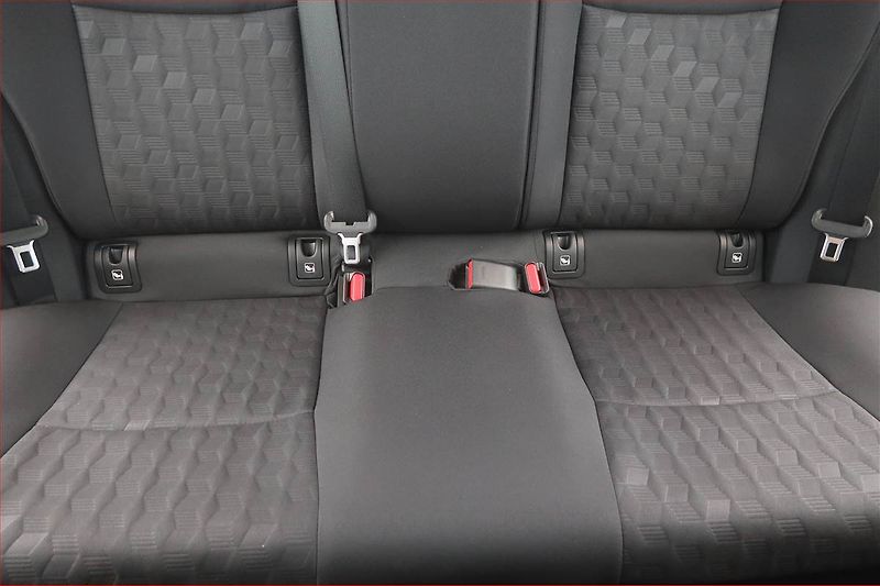 Toyota Yaris (2024) 1.5 VVT-i Hybrid - fotka 10 z 19