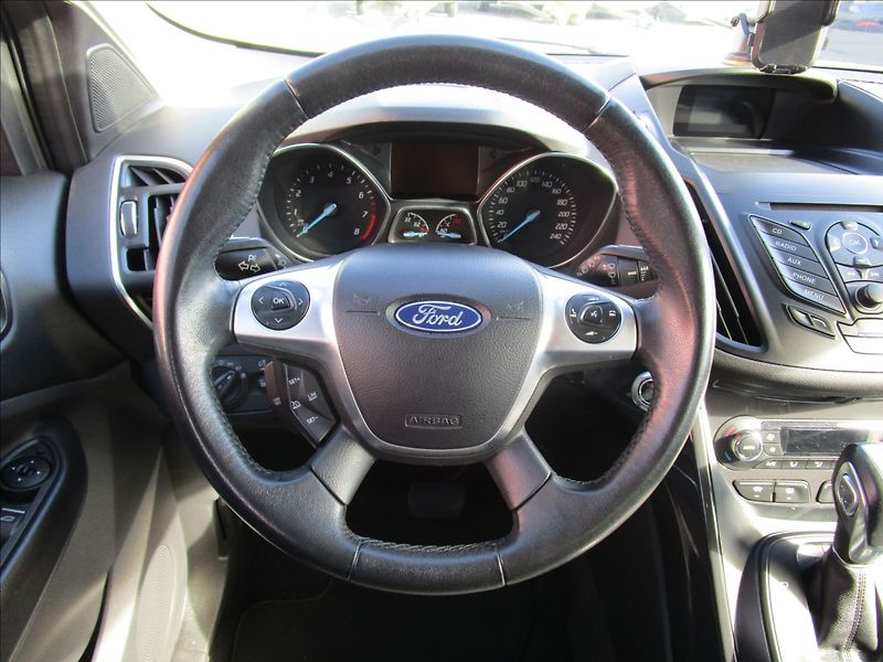 Ford Kuga 1.5 EcoBoost AWD, automat - fotka 8 z 42