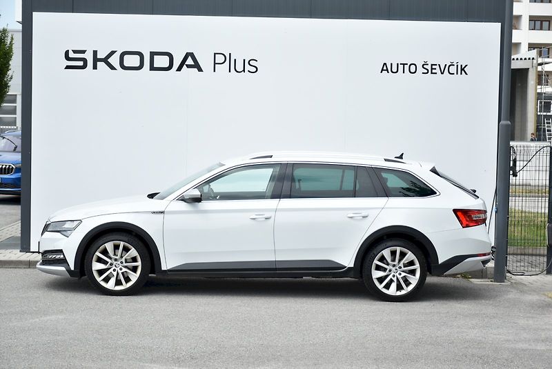 Škoda Superb (2020) Scout 2.0 TDI 140 kW 4x4 DSG - fotka 3 z 32