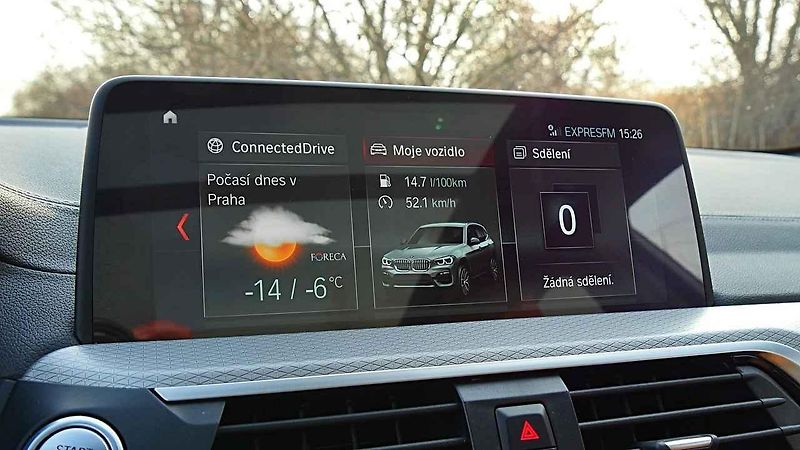 BMW X3 M40i.