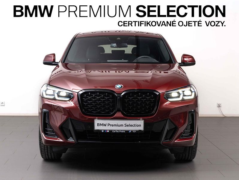 BMW X4 xDrive20d - fotka 3 z 22