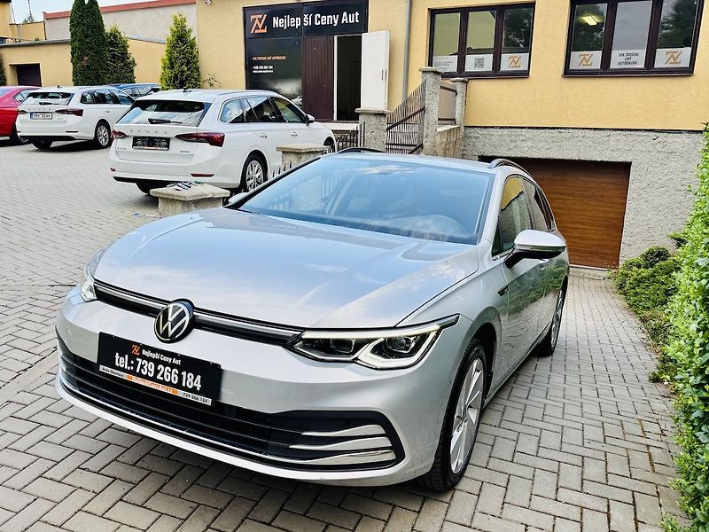 Volkswagen Golf (2022) 2,0TDi 110kW STYLE Masáž,ACC - fotka 12 z 18