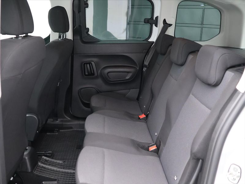 Peugeot Rifter 1,5 HDI Active CZ 1.Maj DPH - fotka 10 z 23