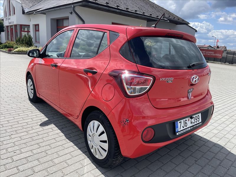 Hyundai i10 1,0 i 49kw ESP CZauto 1maj. - fotka 3 z 35