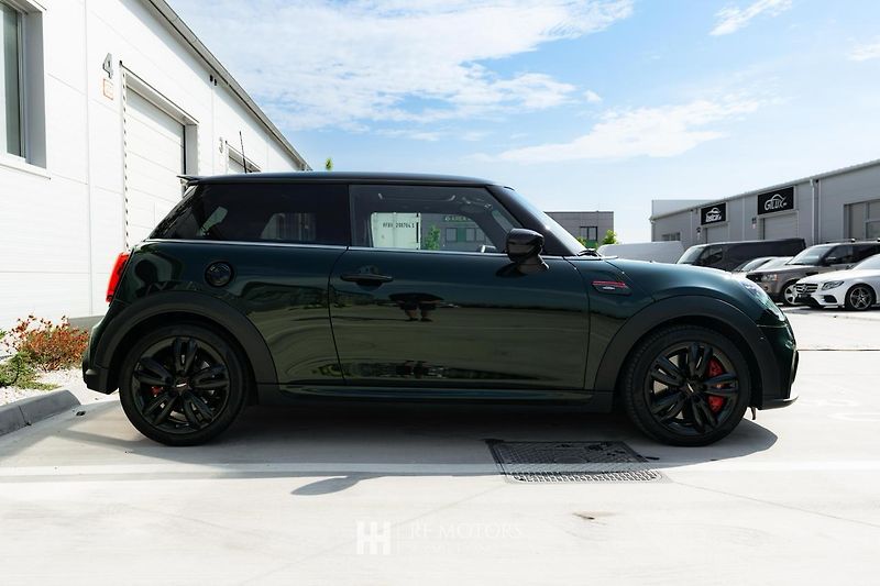 Mini JCW (2024) - fotka 9 z 48