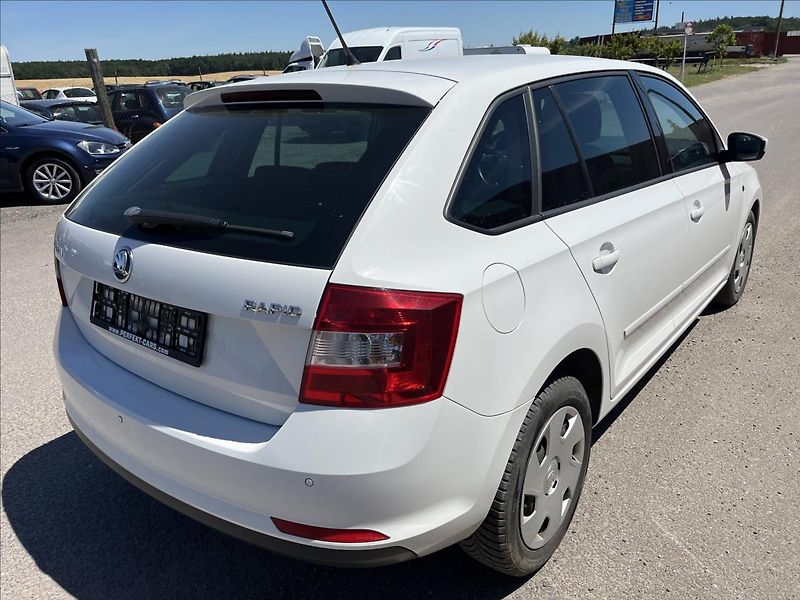Škoda Rapid 1,6 TDi 66KW KLIMA STK 6/28 - fotka 6 z 32