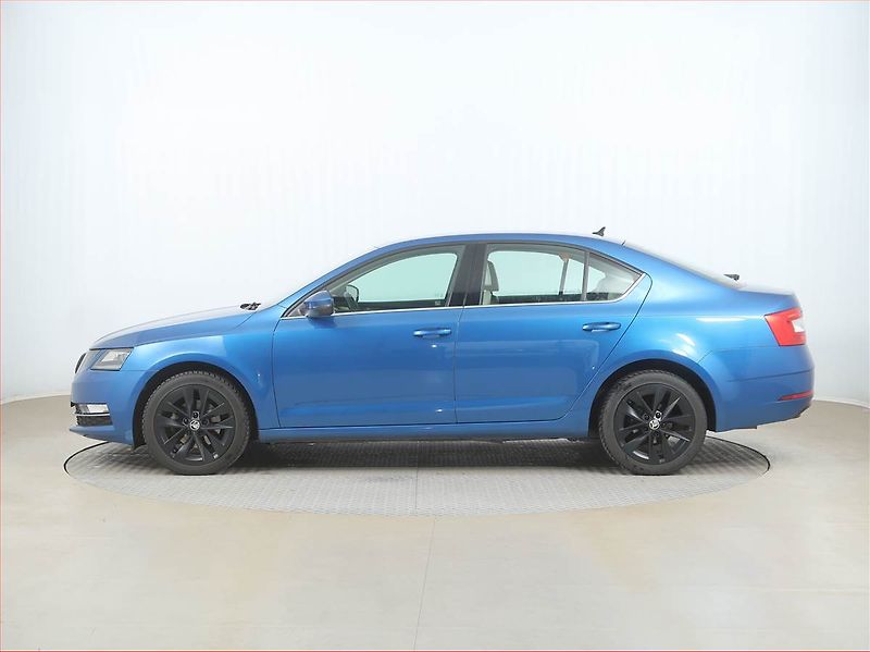 Škoda Octavia (2018) Style 1.4 TSI, Serv.kniha - fotka 3 z 15