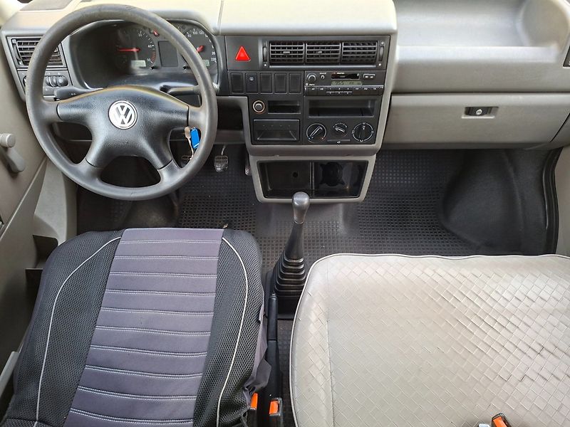 Volkswagen Transporter (2001) 1.9TD 50kW -6.MÍST-TAŽ.ZAŘ. - fotka 9 z 15